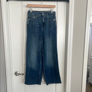 NWOT Good American Wide Leg Cropped Jeans